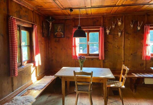 Ferienhaus Kleinstockach Stube